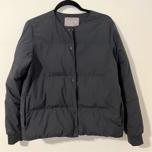 Everlane Original Short Puffer Coat size medium